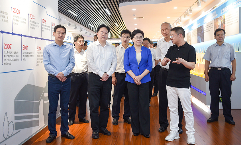 江苏省委常委、南京市委书记韩立明来XPJ电缆调研